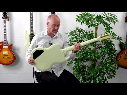 The sound and features of VS6 explained. Different colour.